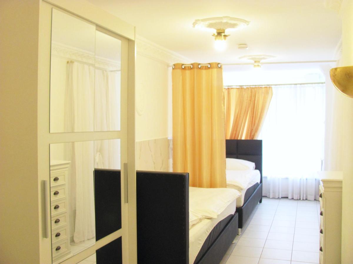 Apartment Storchenfaerbe Memmingen Chambre photo